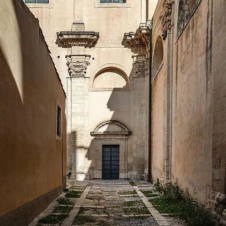 Nido Di With 2 Bedrooms, Historical Center