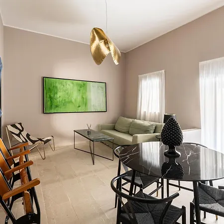 Nido Di With 2 Bedrooms, Historical Center Apartment